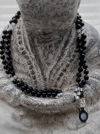 M210 - Moonlight Serenade