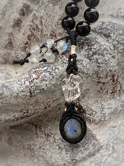 M210 - Moonlight Serenade