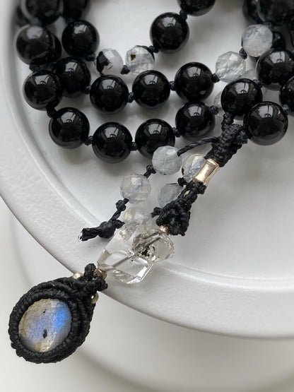 M210 - Moonlight Serenade