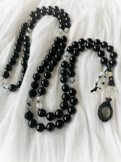 M210 - Moonlight Serenade