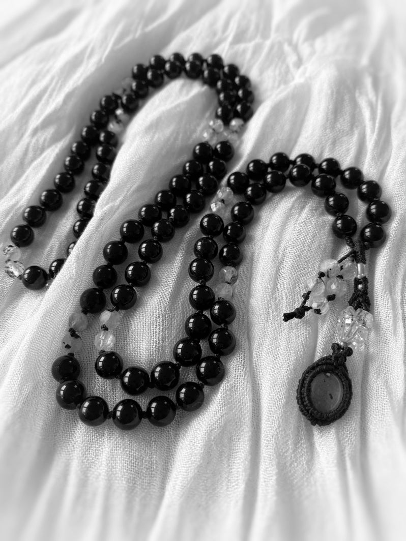 M210 - Moonlight Serenade