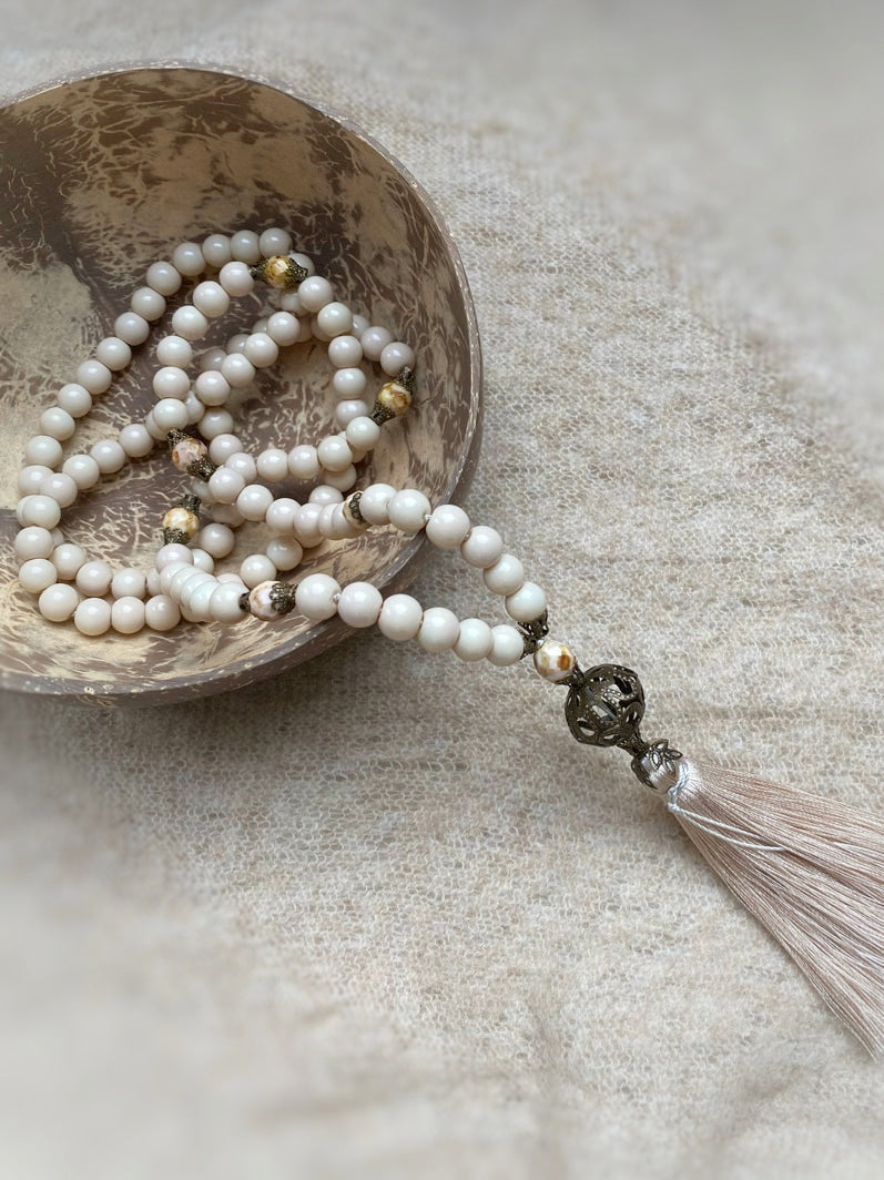 M217 - Oriental Touch