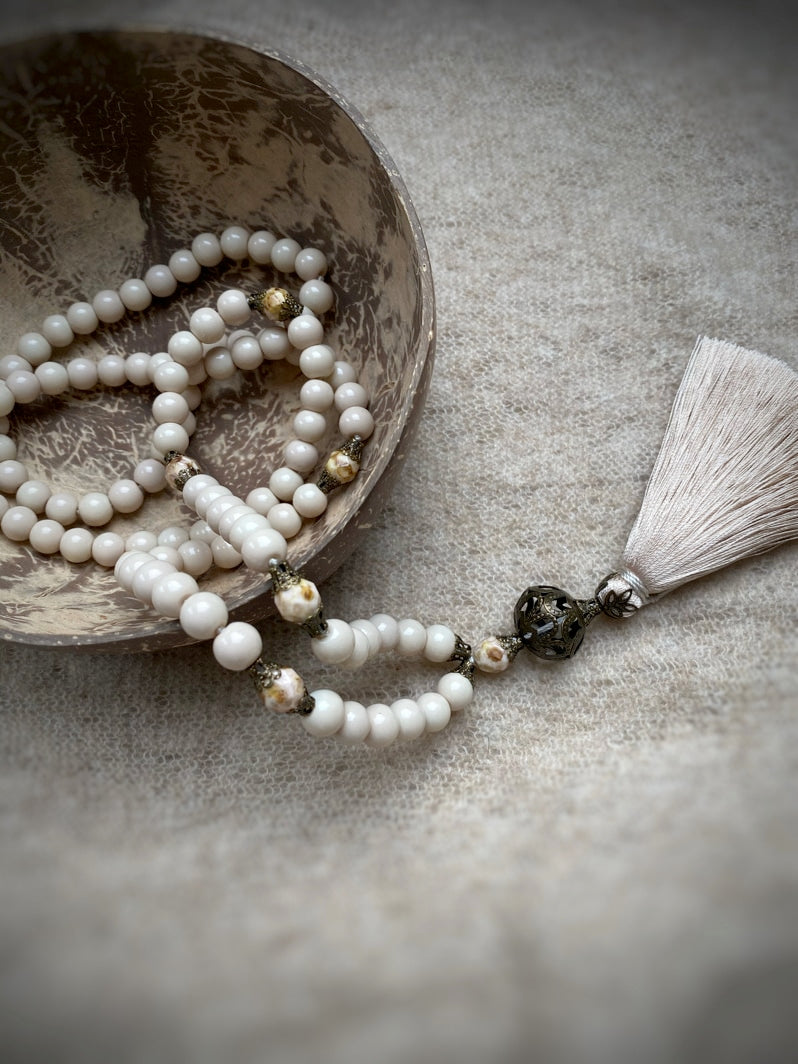 M217 - Oriental Touch