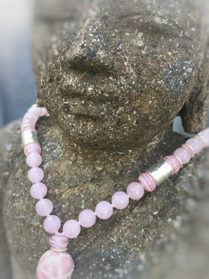 M083 - Pretty in Pink