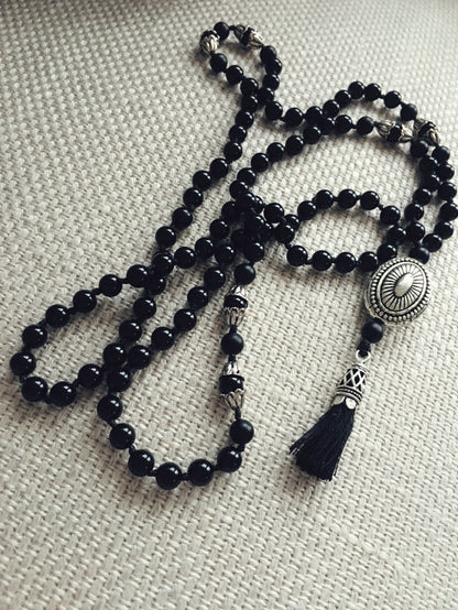 M022 - Black Beauty