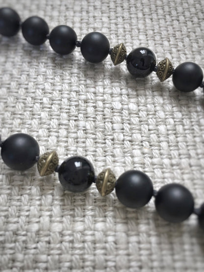 M041 - Black Ball
