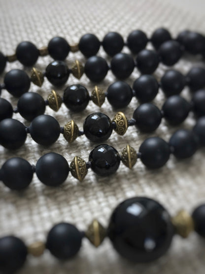 M041 - Black Ball