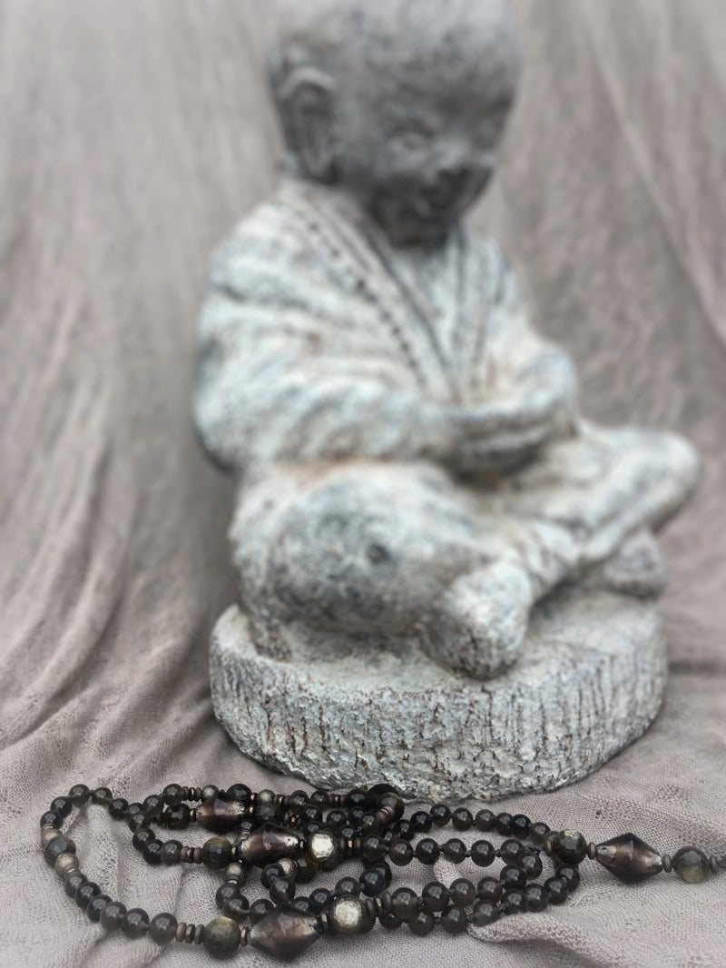 M070 – Look Into The Future