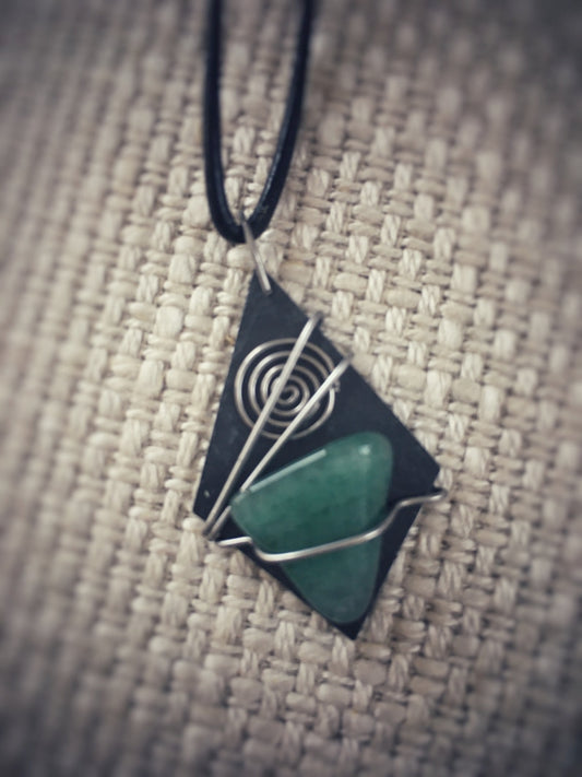 Z048 - Lederkette mit Aventurin