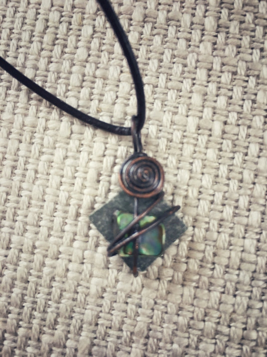 Z050 - Wirework mit Muschel
