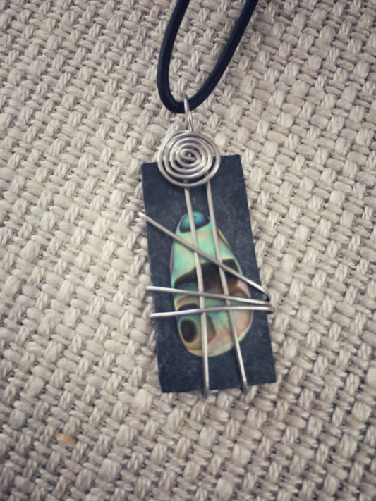 Z051 - Wirework mit Muschel