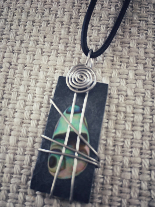 Z051 - Wirework mit Muschel
