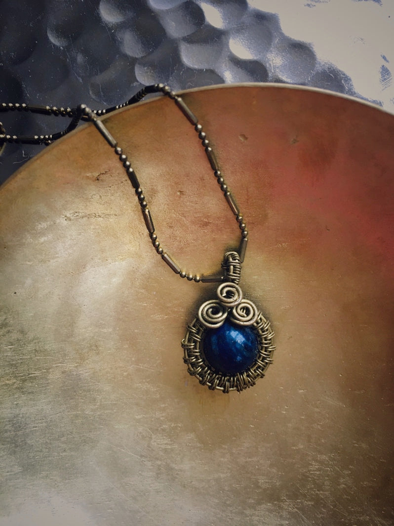 Z074 - Boho-Kette mit Sodalith-Perle